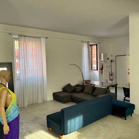 La Casa Di Wayne Villa Cologno Monzese Kültér fotó