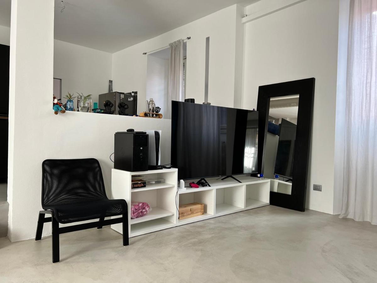 La Casa Di Wayne Villa Cologno Monzese Kültér fotó